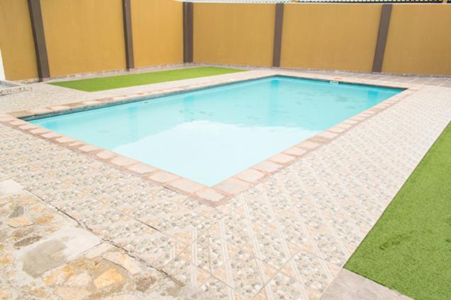 Ekamuti Town Lodge Oniihandi Esterno foto
